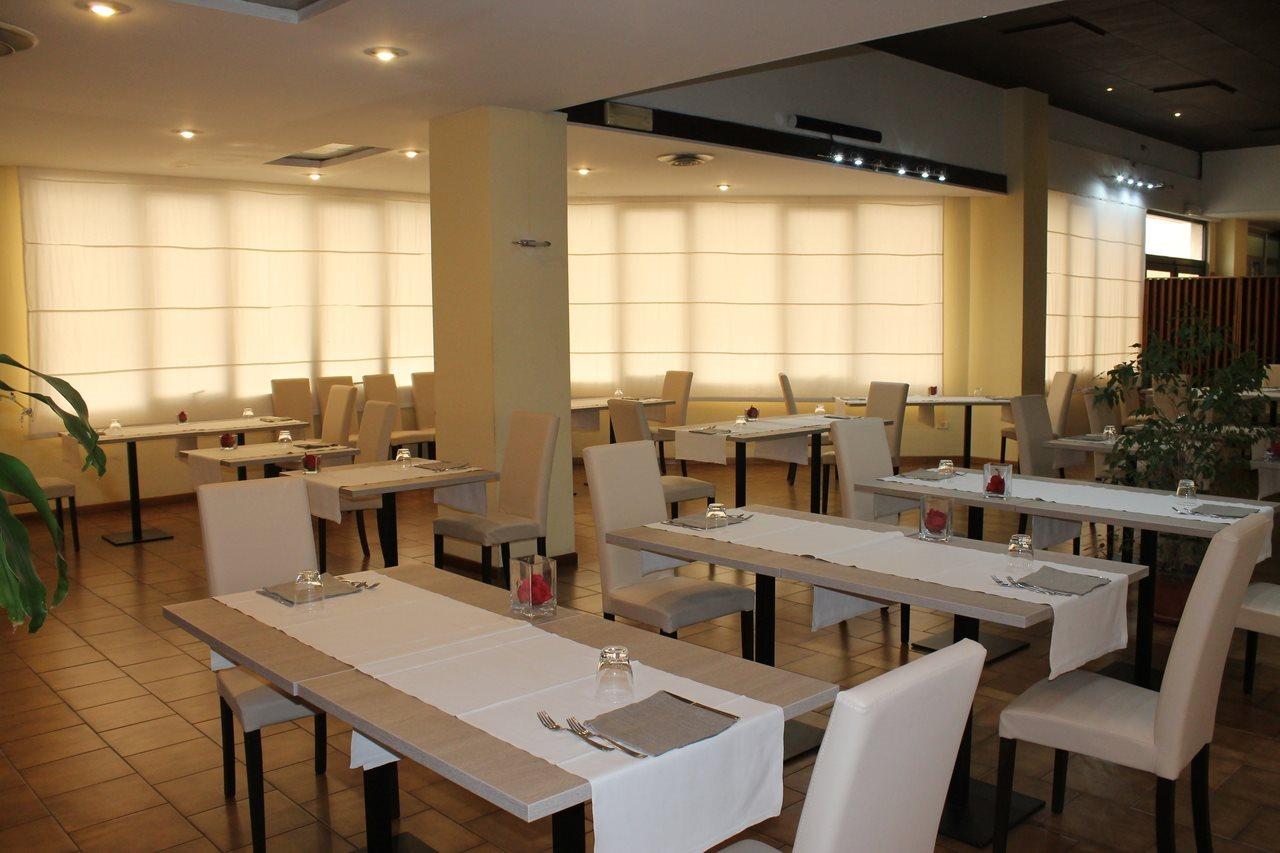 Hotel First Calenzano Luaran gambar