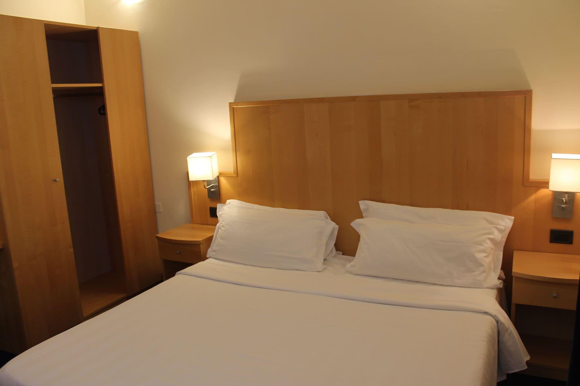 Hotel First Calenzano Luaran gambar
